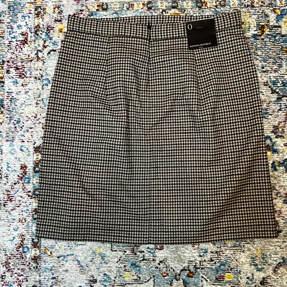 Banana Republic Dresses & Skirts - BANANA REPUBLIC Plaid Mini skirt NWT